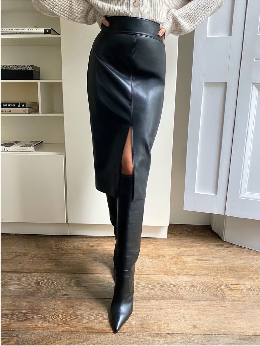 Aritzia Pegu Black Faux Leather Split Pencil Skirt - Women